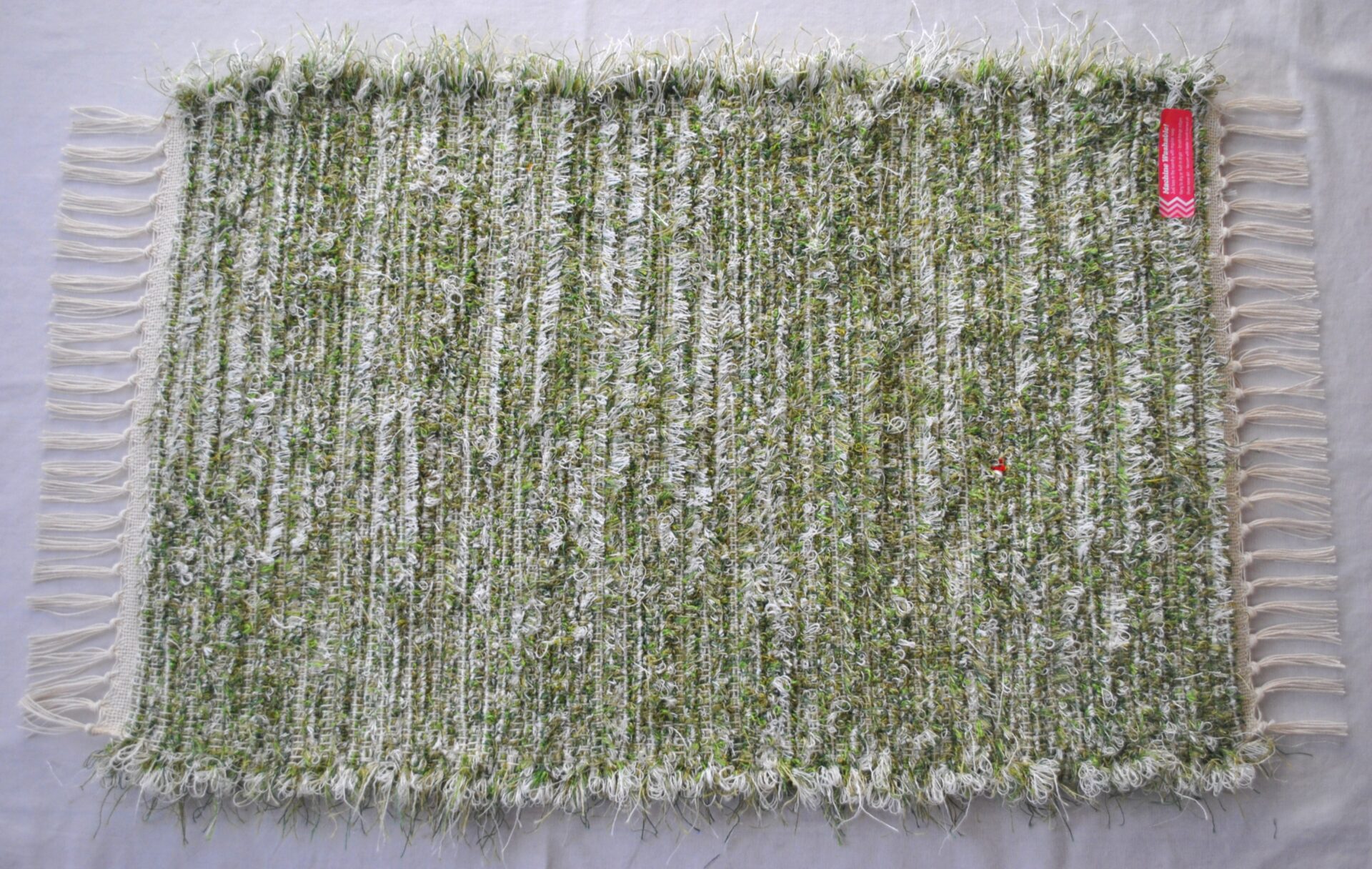 Fluffy Rug, Apple Green, 26x18